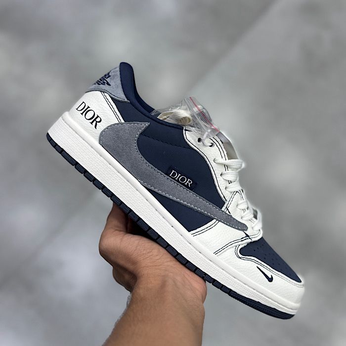 نایک جردن ترویس 