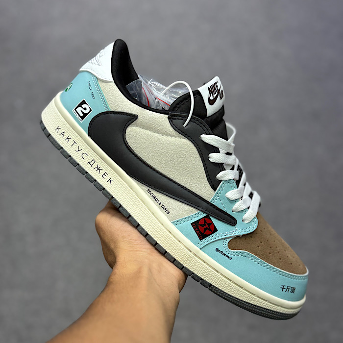 کتونی تراویس بی ام دبلیو Jordan Travis