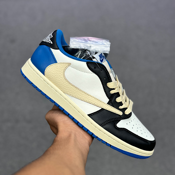 کتونی نایک جردن ترویس ابی